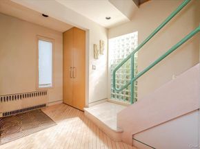 1050 Mora Place, Woodmere NY 11598