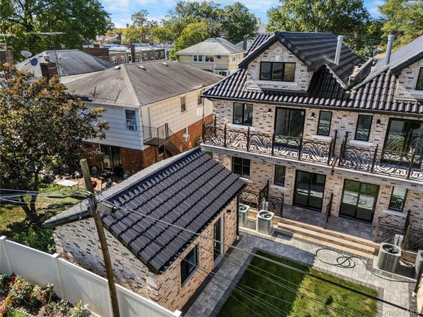 71-39 166th Street, Fresh Meadows NY 11365