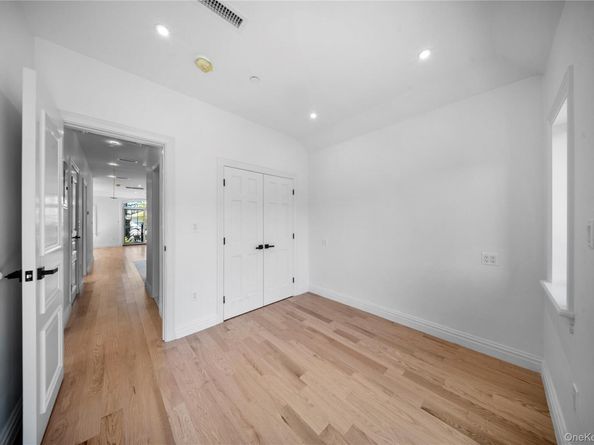 71-39 166th Street, Fresh Meadows NY 11365