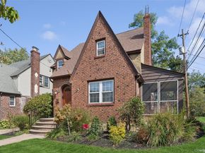 9 Troy Place, Merrick NY 11566