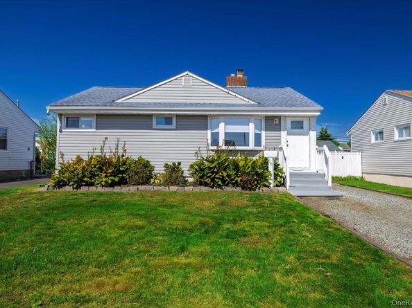 68 Tyler Street, Freeport NY 11520