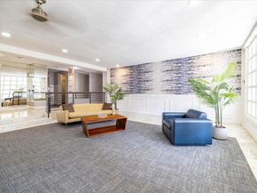 22 North Forest Avenue 1E, Rockville Centre NY 11570