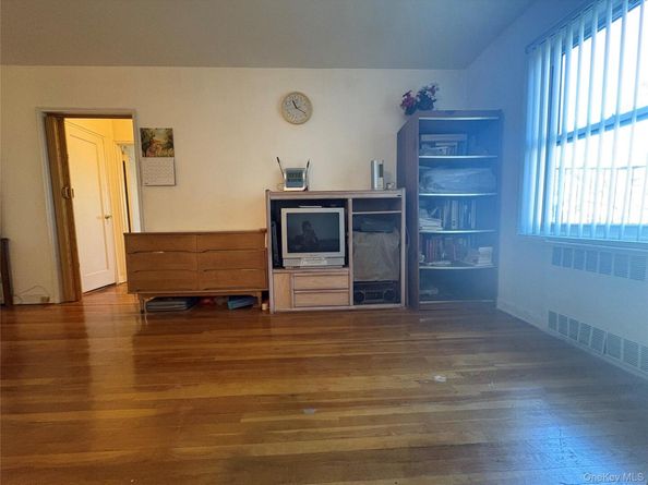 14731 38 Avenue A68, Flushing NY 11354