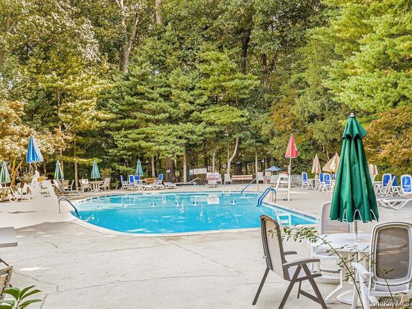 120 DeHaven Drive 234, Yonkers NY 10703