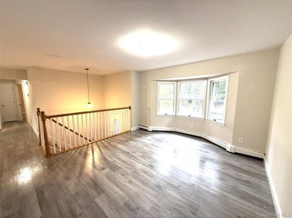 307 S Bicycle Path, Farmingville NY 11738