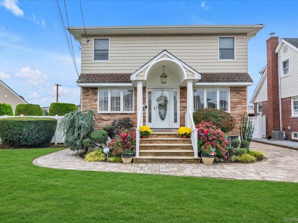 865 Third Avenue, Franklin Square NY 11010