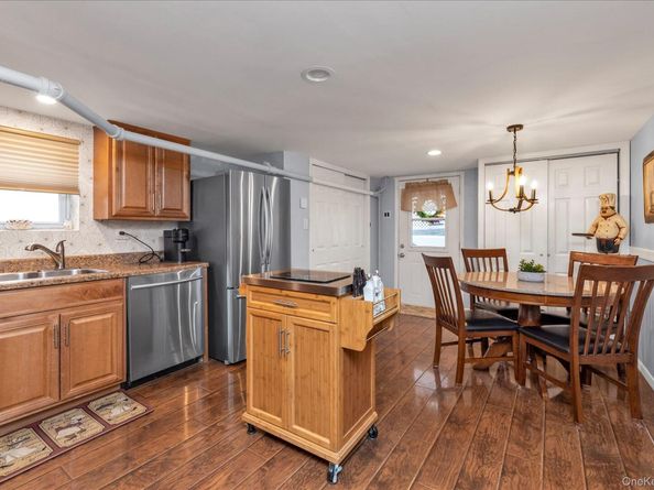 865 Third Avenue, Franklin Square NY 11010