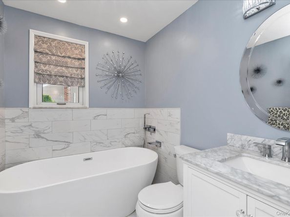 865 Third Avenue, Franklin Square NY 11010