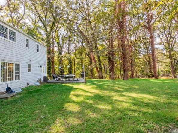 7 Shaker Hollow Road, Setauket NY 11733