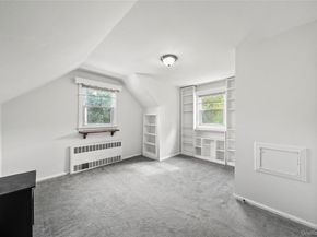 32 Phelps Lane, North Babylon NY 11703