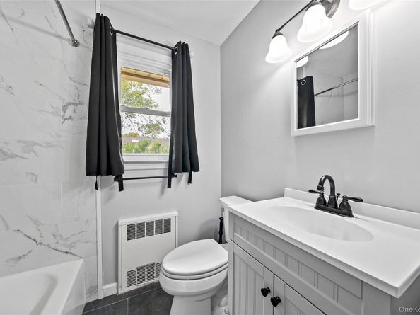 32 Phelps Lane, North Babylon NY 11703