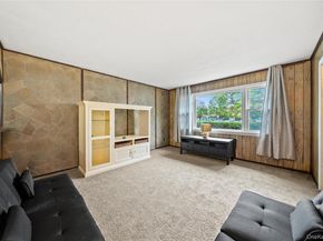 32 Phelps Lane, North Babylon NY 11703
