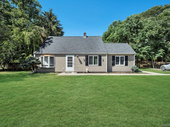 26 Lindner, Smithtown NY 11787