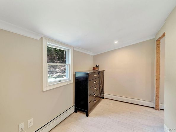 26 Lindner, Smithtown NY 11787