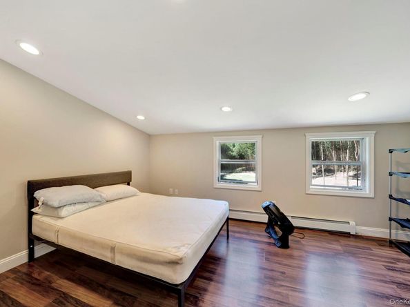 26 Lindner, Smithtown NY 11787