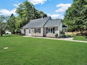 26 Lindner, Smithtown NY 11787