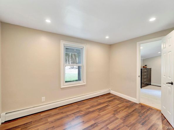 26 Lindner, Smithtown NY 11787
