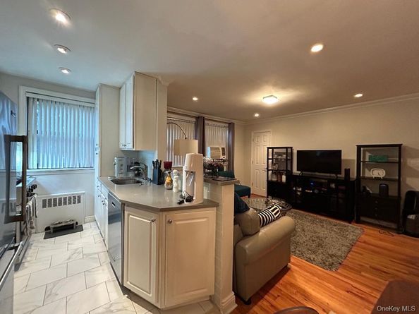 199-11 19th Avenue 2170, Whitestone NY 11357