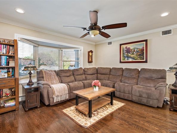 1823 Lincoln Avenue, Seaford NY 11783