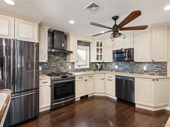 1823 Lincoln Avenue, Seaford NY 11783