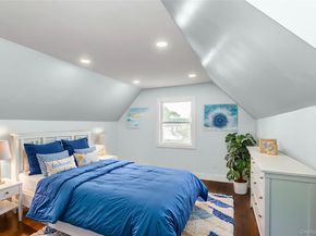 907 Pearl Street, Bohemia NY 11716