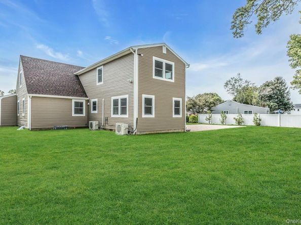 907 Pearl Street, Bohemia NY 11716