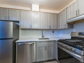 80-14 150 Street 25B, Briarwood NY 11435