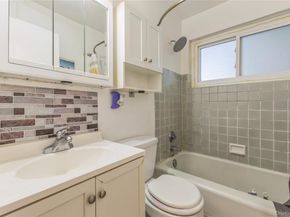 80-14 150 Street 25B, Briarwood NY 11435