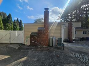 5 Lincoln Avenue, Smithtown NY 11787