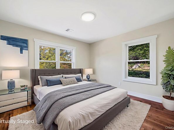 47 Carlton Avenue, Port Washington NY 11050