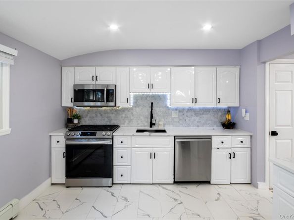 380 Montgomery Avenue, West Babylon NY 11704