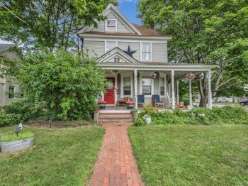89 Cedar Avenue