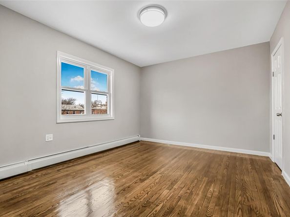 102-20 187 Street, Hollis NY 11423