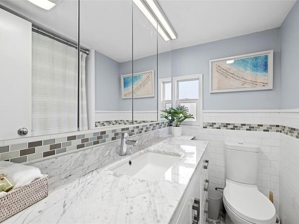 100 Deforest Rd. 433, Montauk NY 11954