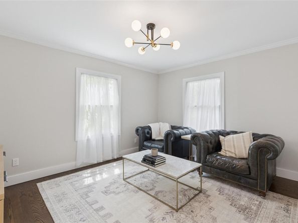 79 Oakside Road, Smithtown NY 11787