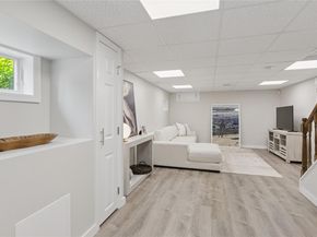 79 Oakside Road, Smithtown NY 11787