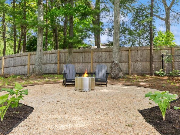 79 Oakside Road, Smithtown NY 11787