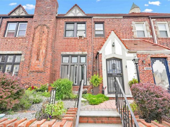 130-43 224 Street, Laurelton NY 11413
