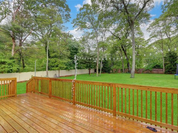 27 Inwood Avenue, Selden NY 11784