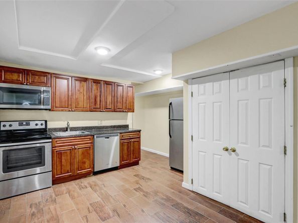 27 Inwood Avenue, Selden NY 11784