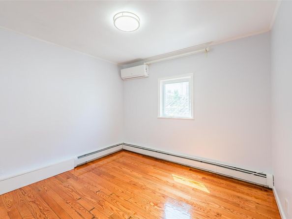 42-51 247TH St 247TH St, Little Neck NY 11363
