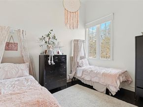 1280 Noyack Path, Water Mill NY 11976