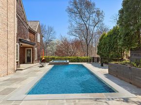 1280 Noyack Path, Water Mill NY 11976