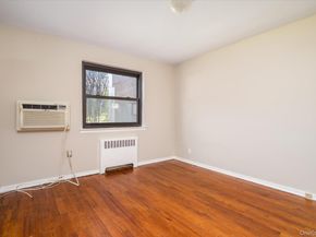 23 West Mill Drive 9A, Great Neck NY 11021