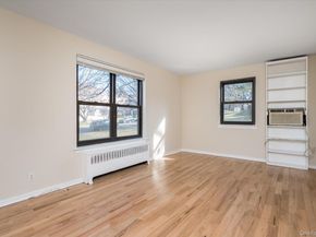 23 West Mill Drive 9A, Great Neck NY 11021