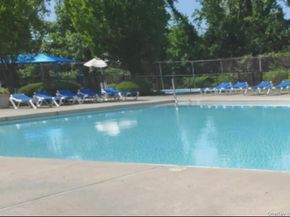 23 West Mill Drive 9A, Great Neck NY 11021