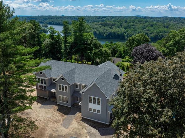 21 Whippoorwill Road, Armonk NY 10504