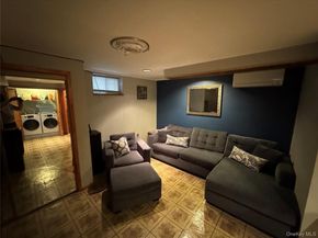 111-54 178th Place, Addisleigh Park NY 11433