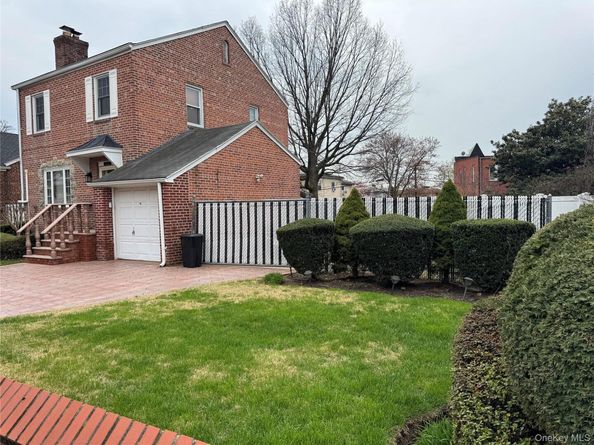 111-54 178th Place, Addisleigh Park NY 11433