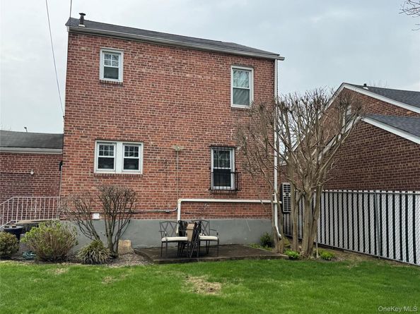 111-54 178th Place, Addisleigh Park NY 11433